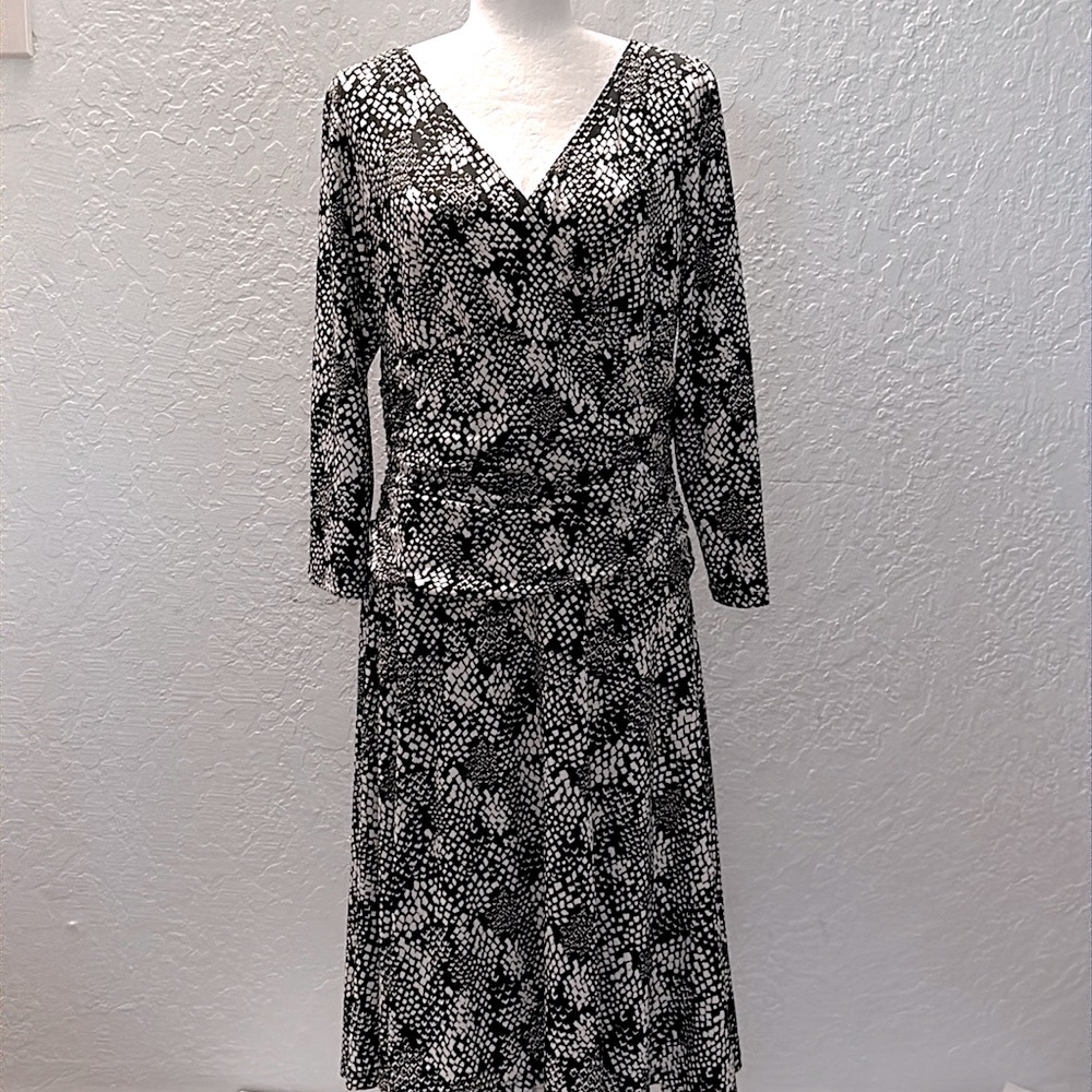 Rekucci Black white Ruffle Waist Maxi Dress